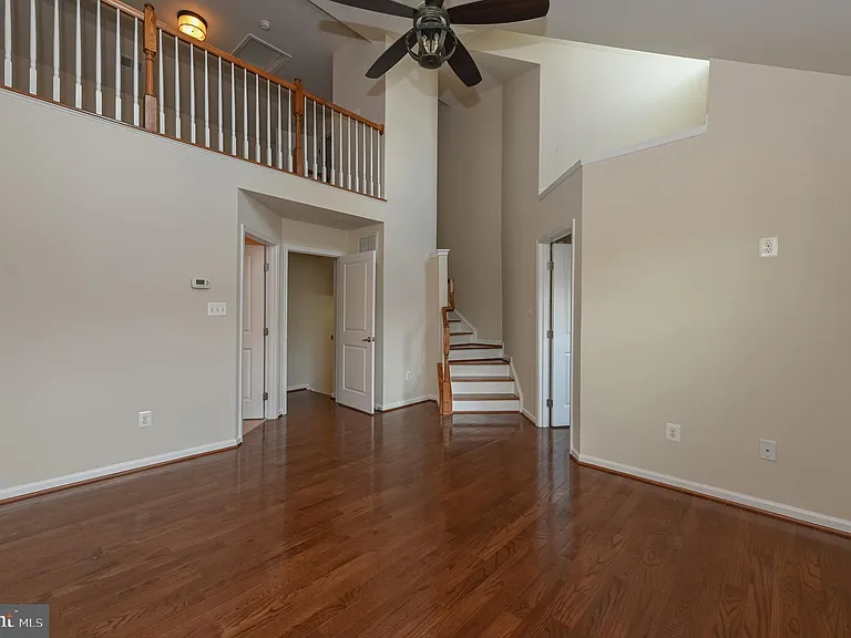 3707 Hansberry Ct NE — Photo 10