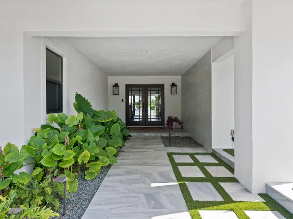 3554 PINE LAKE Court, Delray Beach, FL 33445