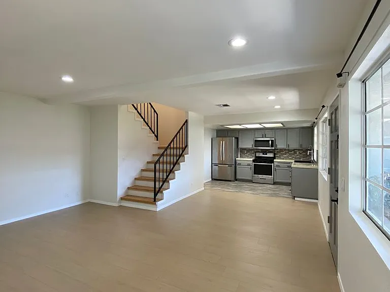 20772 Arline Ave — Photo 5