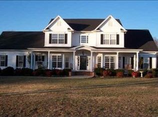 104 Allison Dr, Fountain Inn, SC 29644