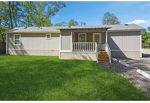 20774 Stevens St Photo 1