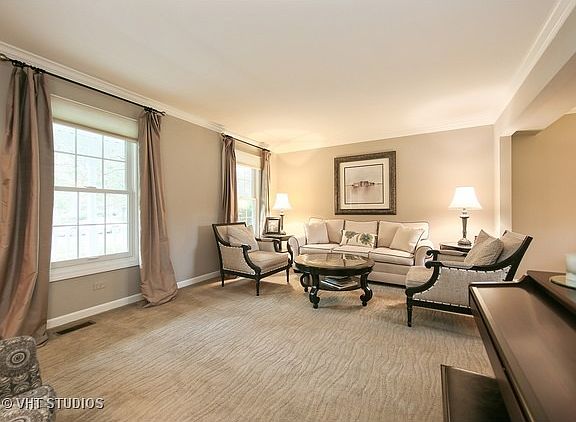 2nd image of 1519 Abbotsford Dr