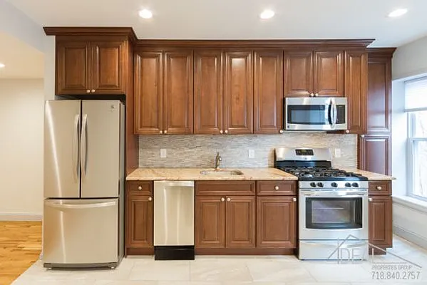 Rented by Ideal Properties Group | media 28