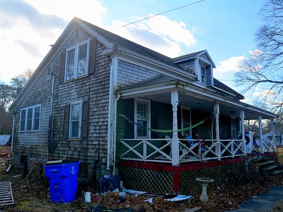 4th image of 740 Sandwich Rd