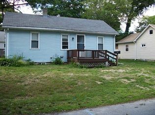 11 Fern St, Warwick, RI 02889
