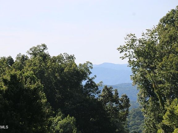 4th image of 42 Highway 360