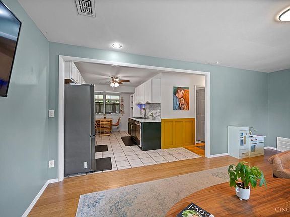 5th image of 5615 Leafwood Dr