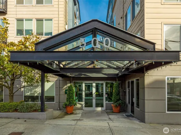 500 Aloha Street #211, Seattle, WA 98109