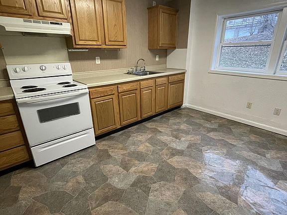 5th image of 1420 Adair St APT 6