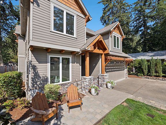 3rd image of 17299 Lake Haven Dr