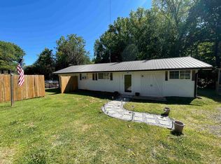 321 Vine Cir, Social Circle, GA 30025