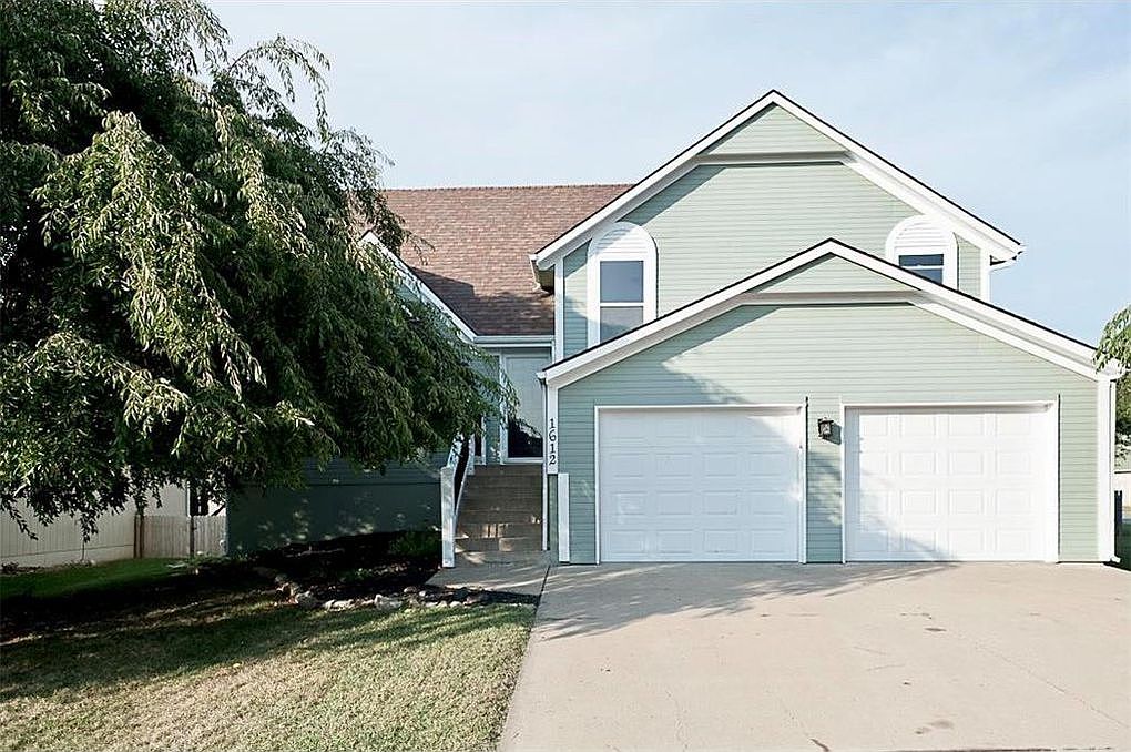 1612 SE Silkwood Ln, Lees Summit, MO 64063 Zillow