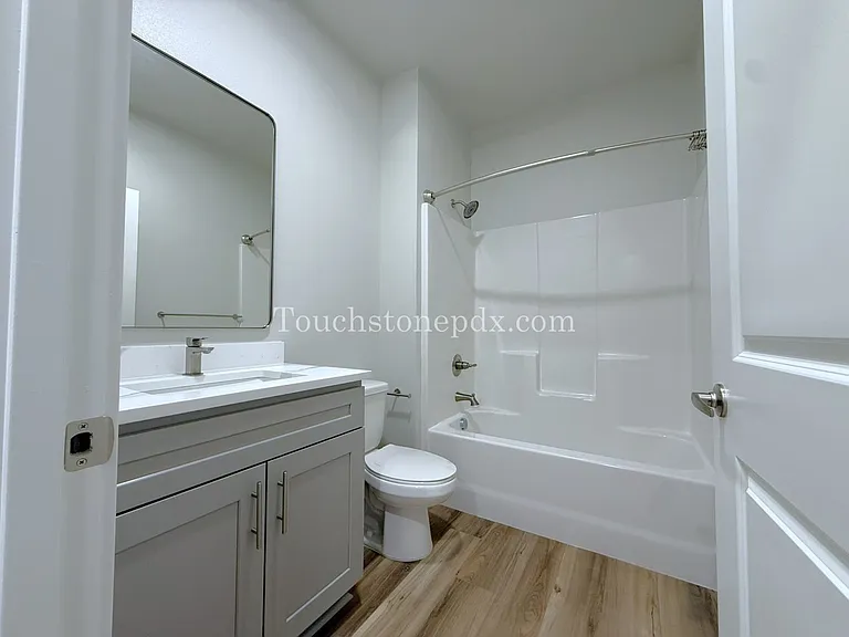 3323 SE 87th Ave — Photo 48