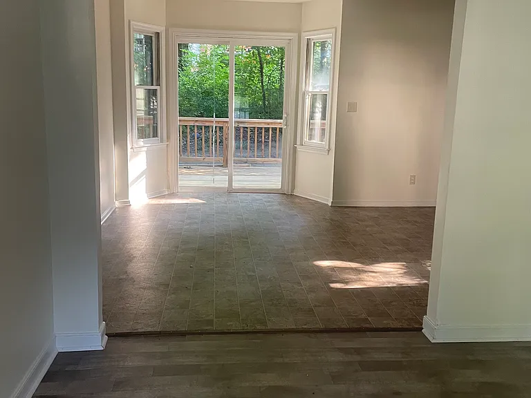 2114 Deer Meadow Ln — Photo 5