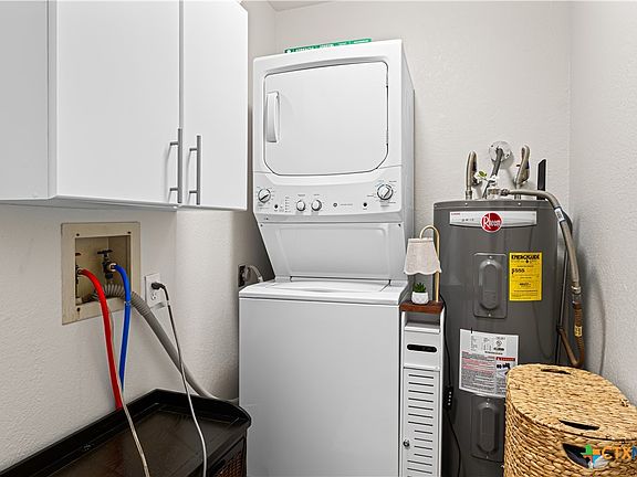 4th image of 309 Versailles St