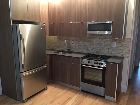 Rented by Premier Metro Realty Corp | media 21