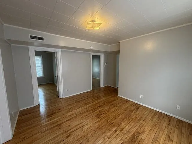 926 Fisk Ave #3 — Photo 8