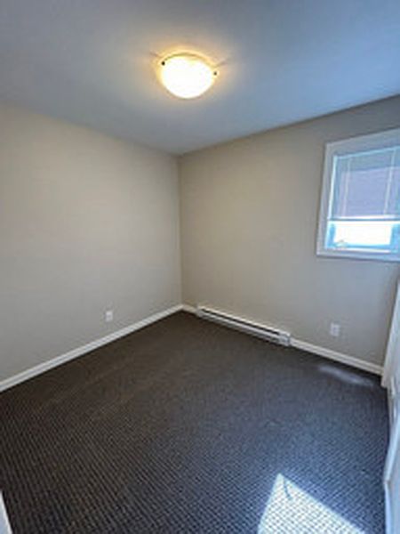 Winnipeg Apartment for rent - 3 Bedrooms — photo 10