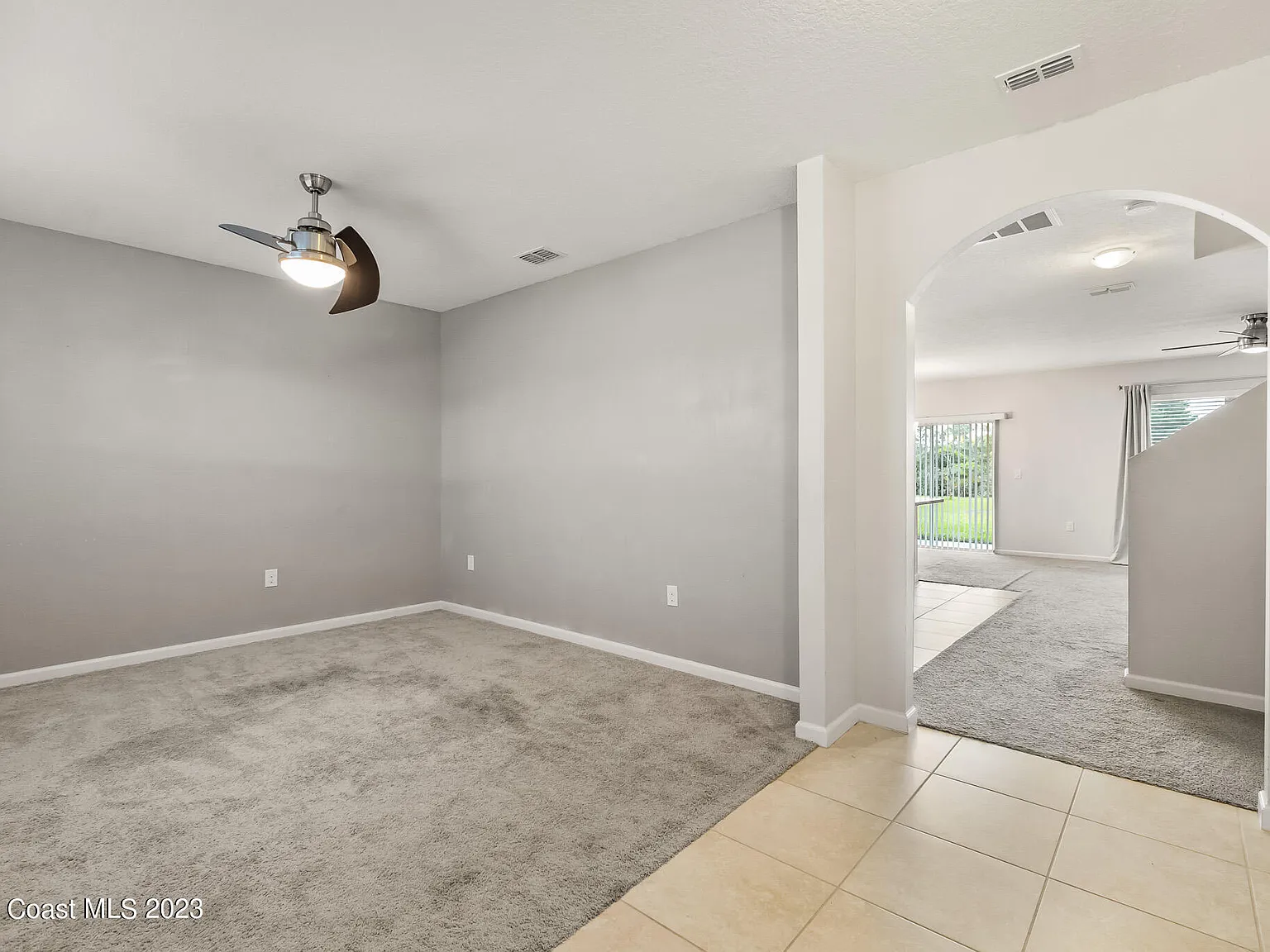 5 bed, 3.0 bath, 2674 sqft, $2,975 — Photo 4