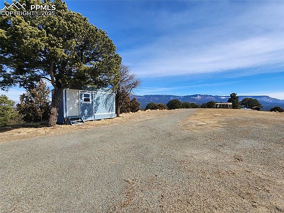 3rd image of 33066 Westwood Dr