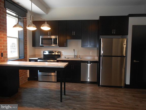 3rd image of 22680 Washington St #2