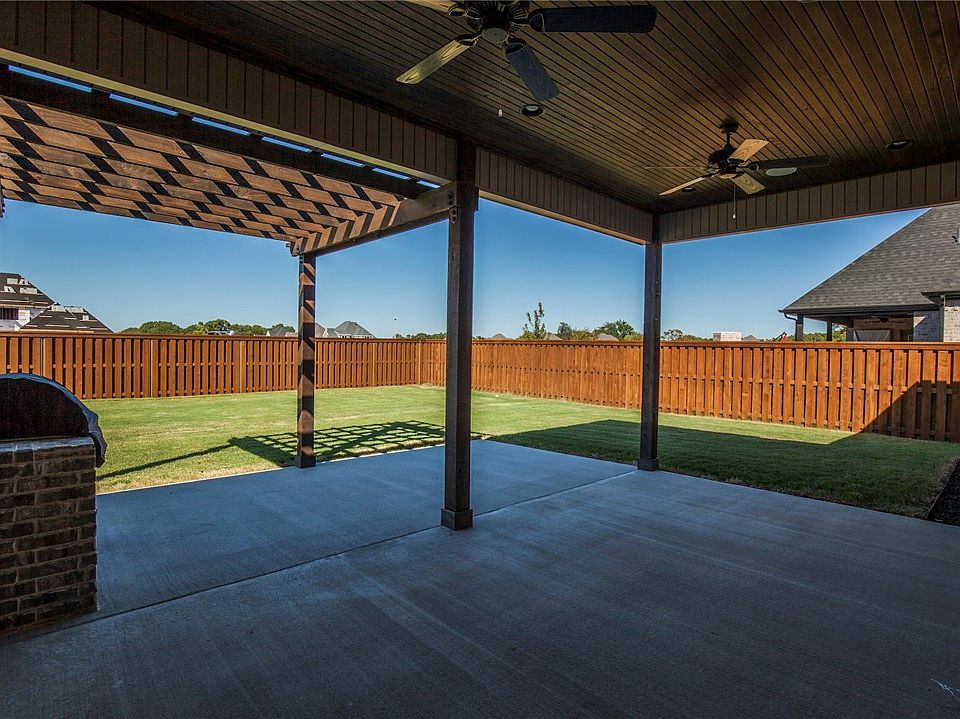 2nd image of 8609 W Birdsong Ln