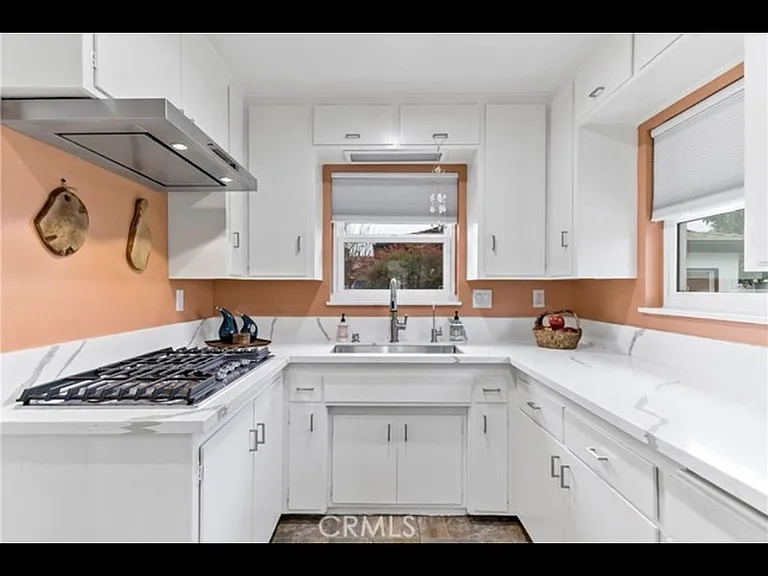 5554 Pal Mal Ave — Photo 3