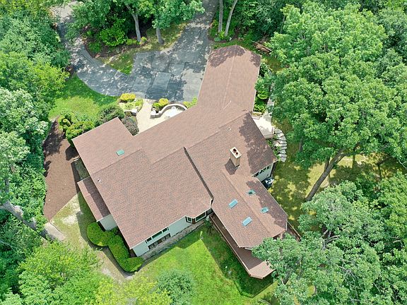 3rd image of 75 Miller Rd