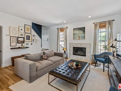 713 N Sycamore Ave APT 3, Los Angeles, CA, 90038