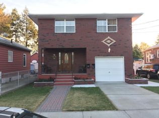 135-6 62nd Rd #1, Flushing, NY 11367