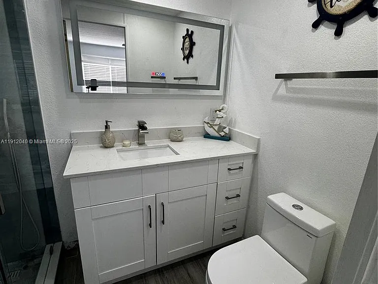 228 Orchid St — Photo 20