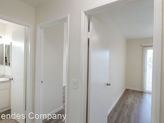 5th image of 3659 Lemona Ave APT 3