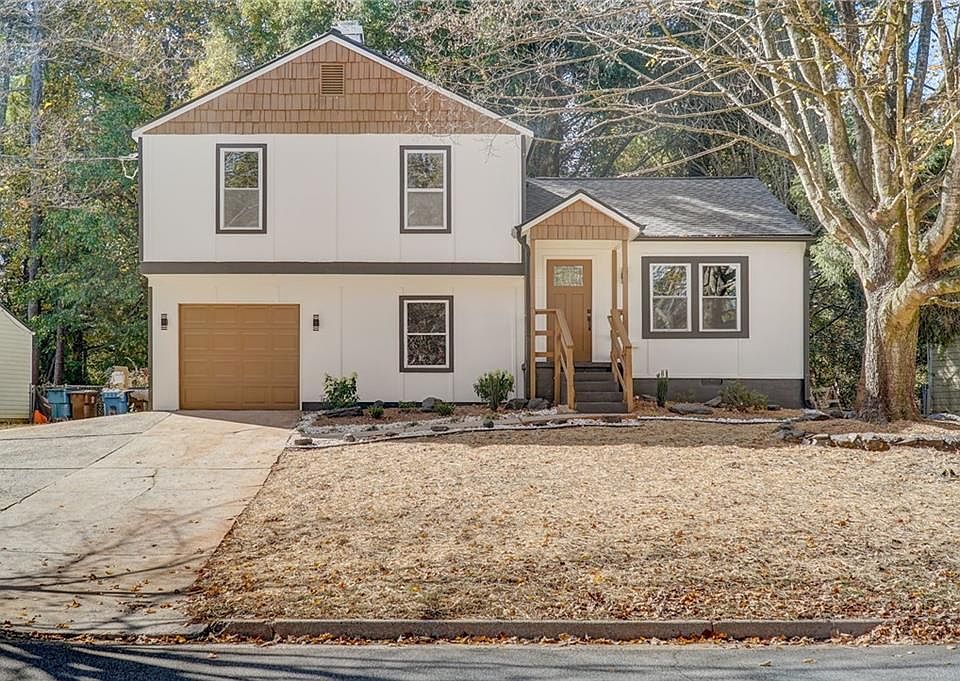 1st image of 3105 Berkshire Manor Dr