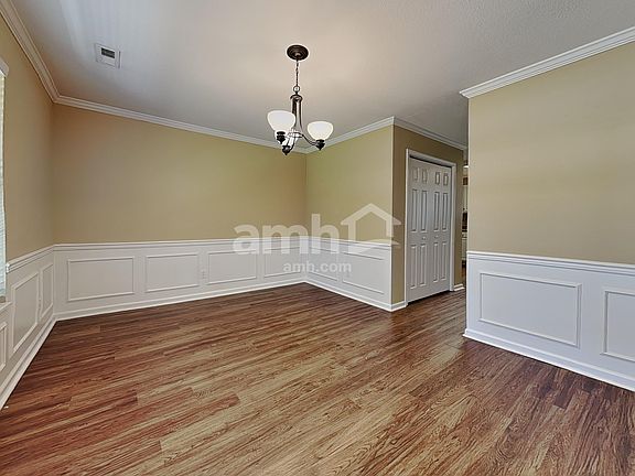 5th image of 1105 Avocet Ln