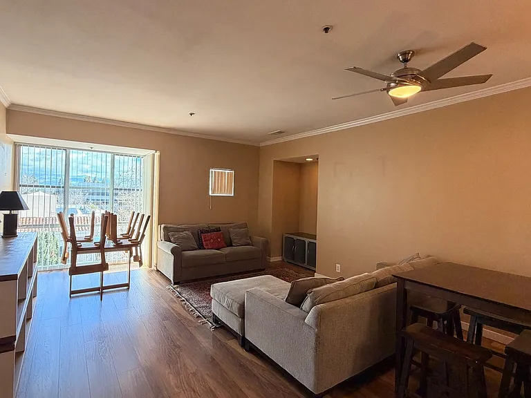 97 East Ct #58 — Photo 12