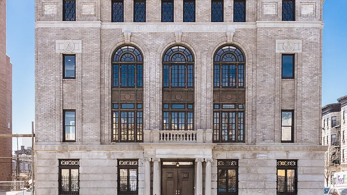 Rented by Nooklyn NYC LLC | media 49