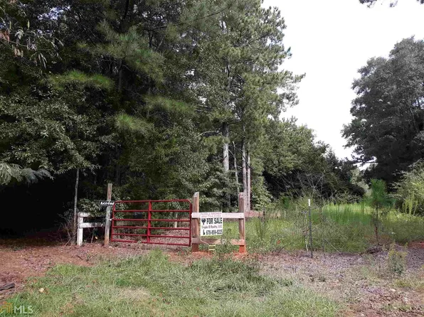 355 Dale Dr, Griffin, GA 30223