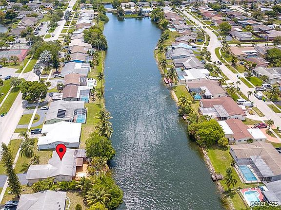 3rd image of 10840 NW 29th Mnr