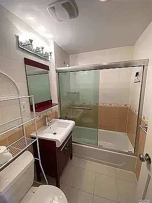 Rented by Voro New York | media 5