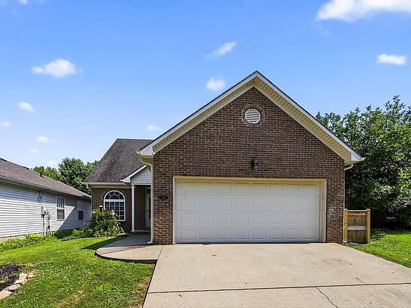 2nd image of 120 Leatherwood Ln