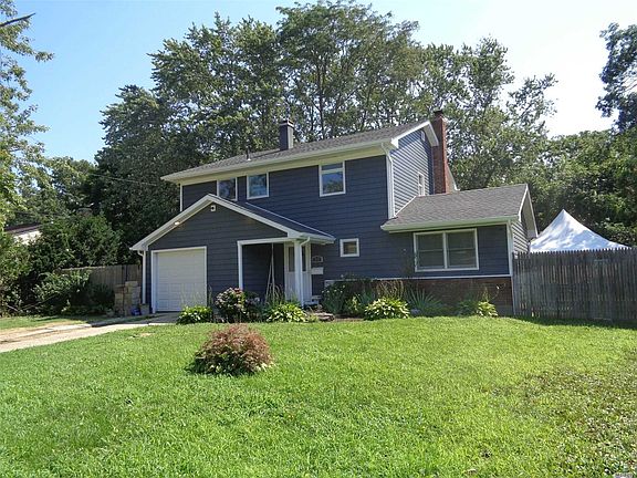 3rd image of 39 Ferris Ave