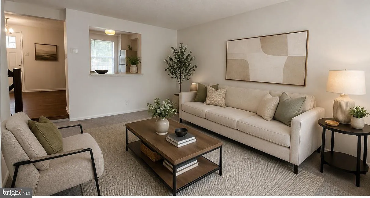 3 bed, 1.5 bath, 1280 sqft, $2,200 — Photo 1