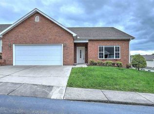 226 Radford Dr, Greeneville, TN 37743