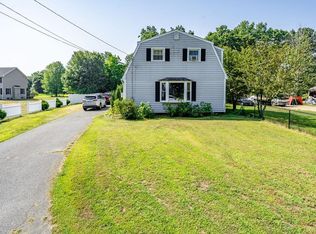 17 Babb Rd, Southwick, MA 01077