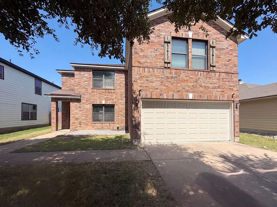305 Fallen Leaf Ln