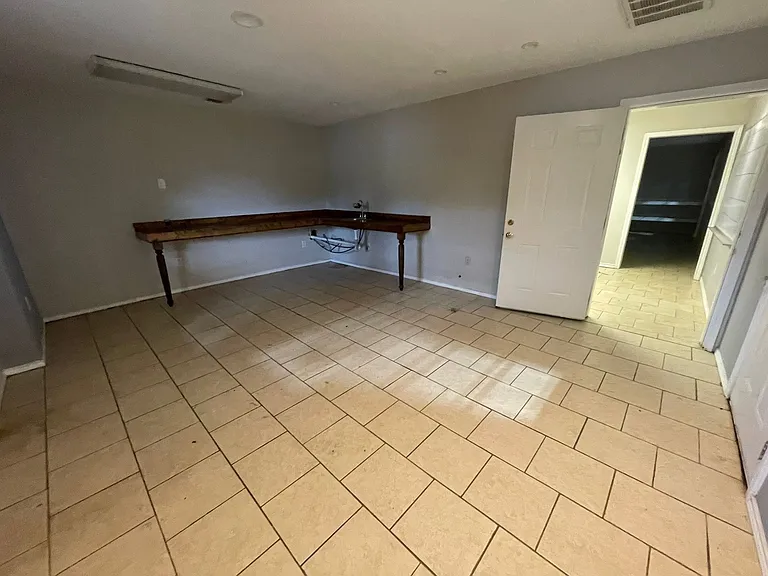 1131 County Road 561 — Photo 18