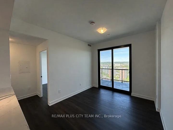2075 Lakeshore Rd #2301 — Photo 2