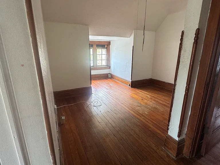 3721 Summit St #3 — Photo 4