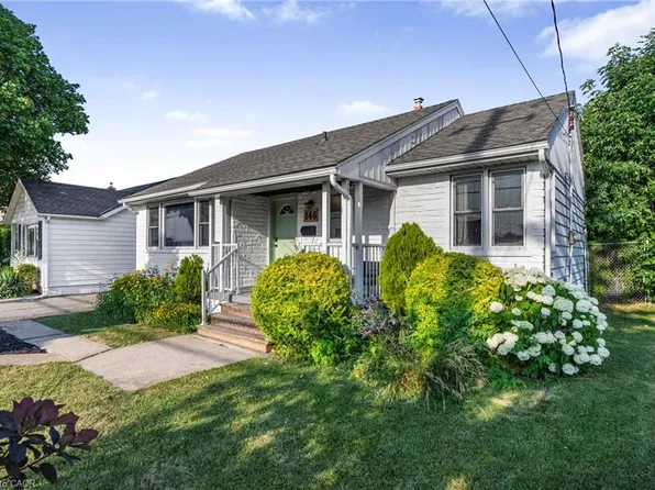 146 Gray Rd, Hamilton, ON L8G 3V2