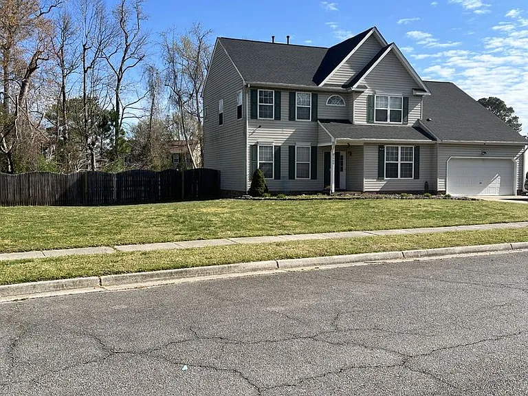 5908 Eagle Point — Photo 1